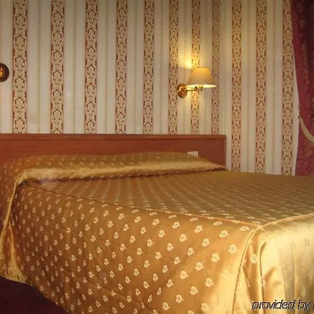 Florida - Comfort فندق 2*
